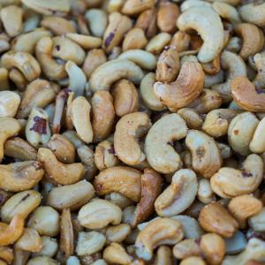 Les exportations de noix de cajou de Côte d’Ivoire baissent, mais celles d’amandes grimpent